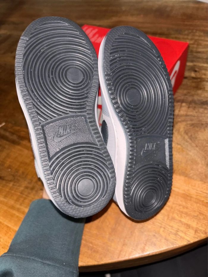 Baskets Nike P.27,5 Neuves unisex - photo numéro 6