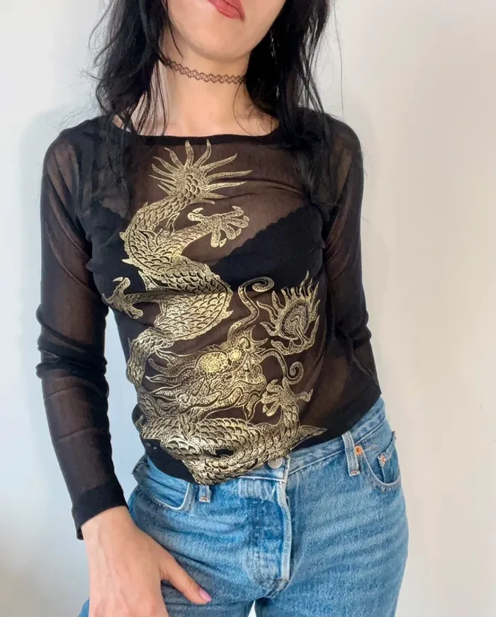 Top y2k années 2000 en mesh noir à motifs dragon doré taille S 🐉