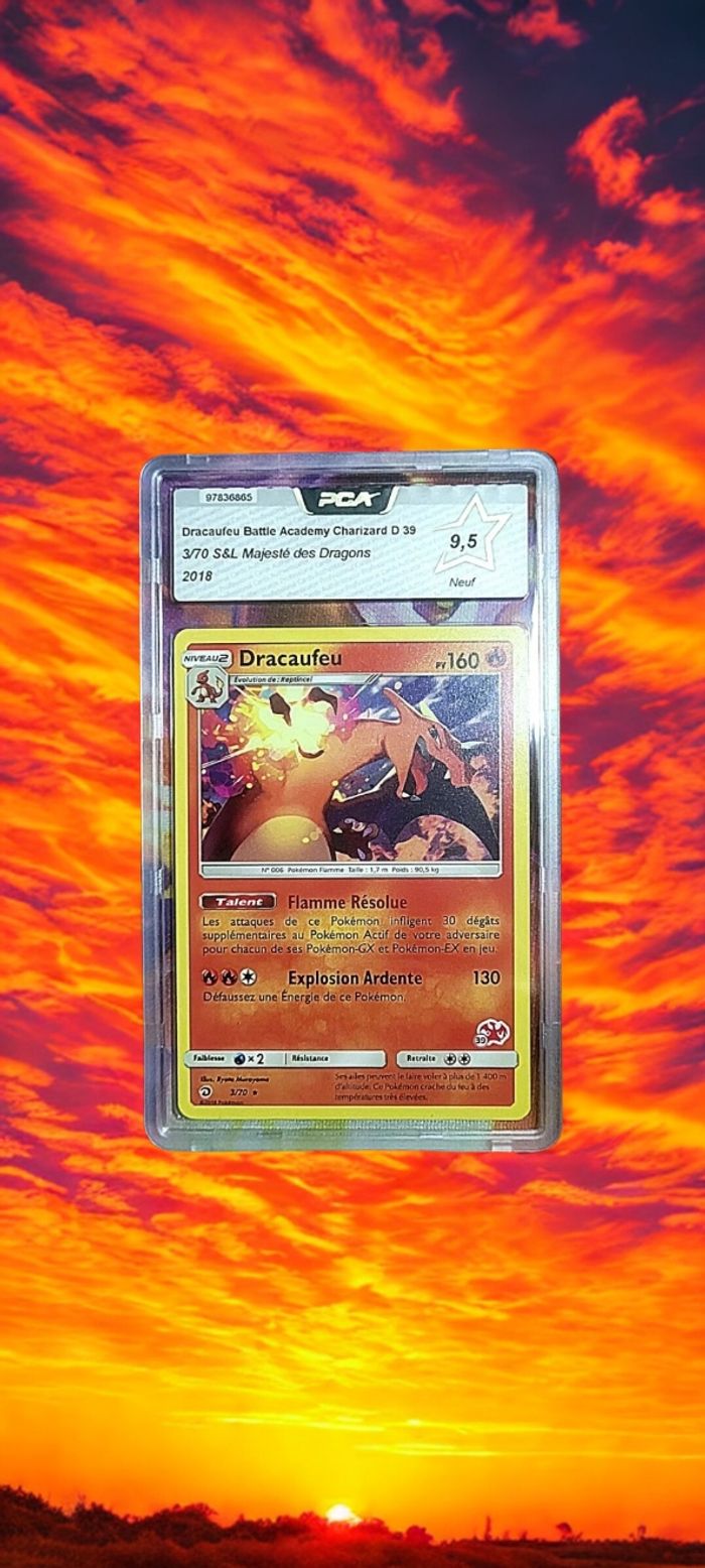 Dracaufeu 3/70 Stamp Majesté Des
Dragons