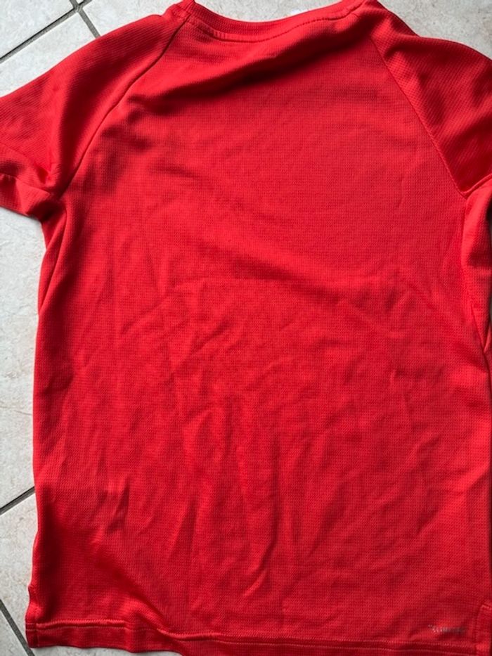 Tee shirt de sport - photo numéro 3