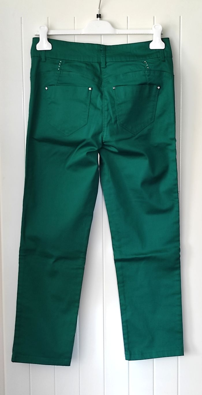 Pantalon femme taille 40 – effet huilé vert sapin - photo numéro 2