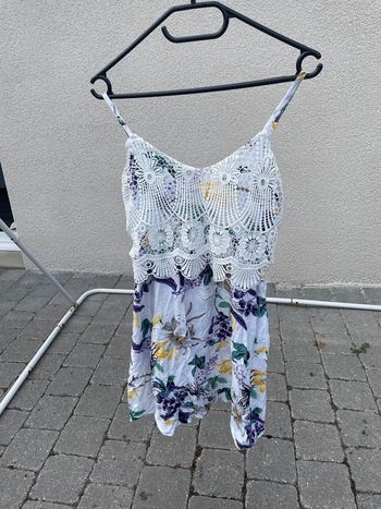 Très belle robe, légère idéale pour l’été