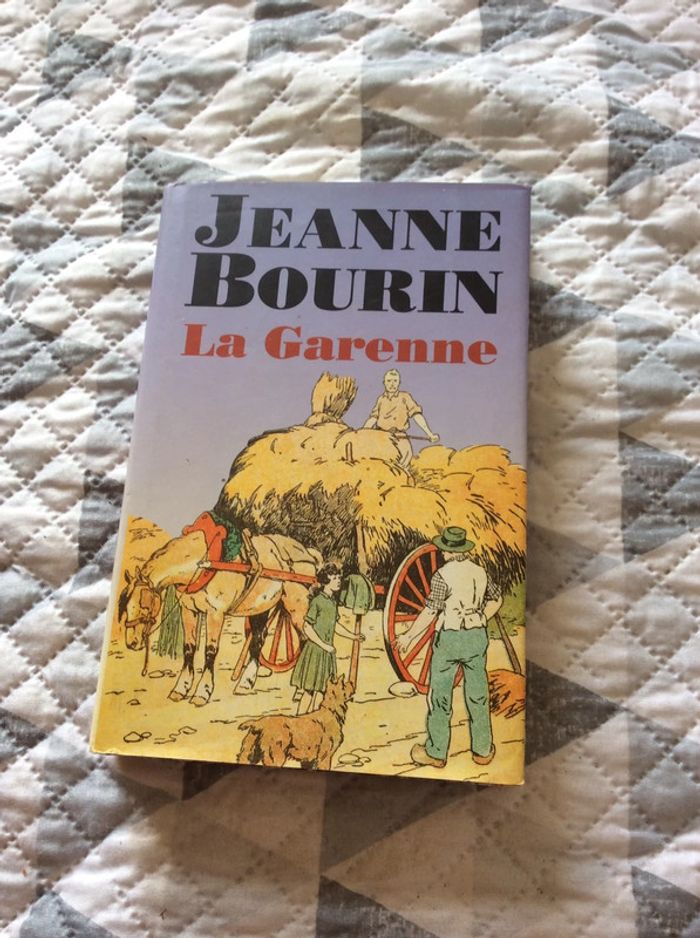 #la garenne Jeanne Bourin - photo numéro 2