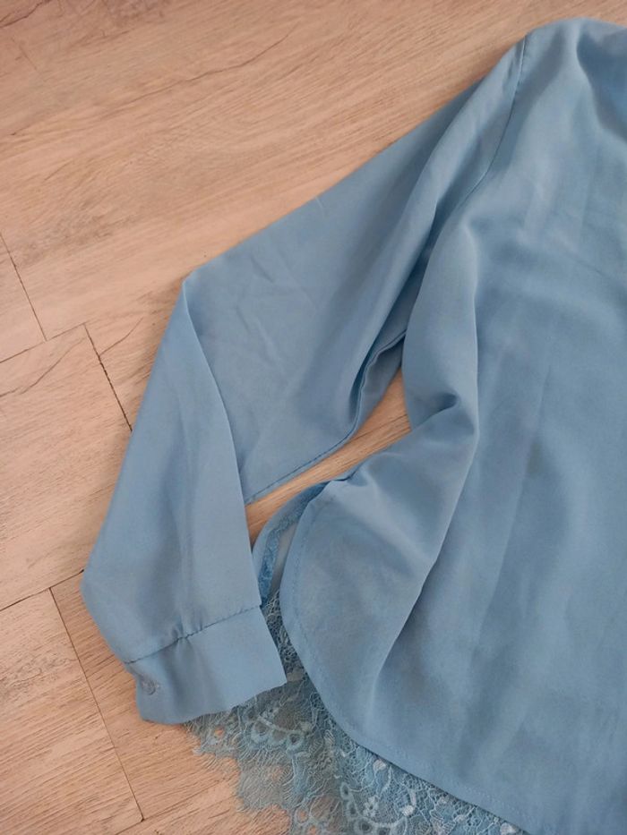 Blouse col v et bas dentelle - photo numéro 6