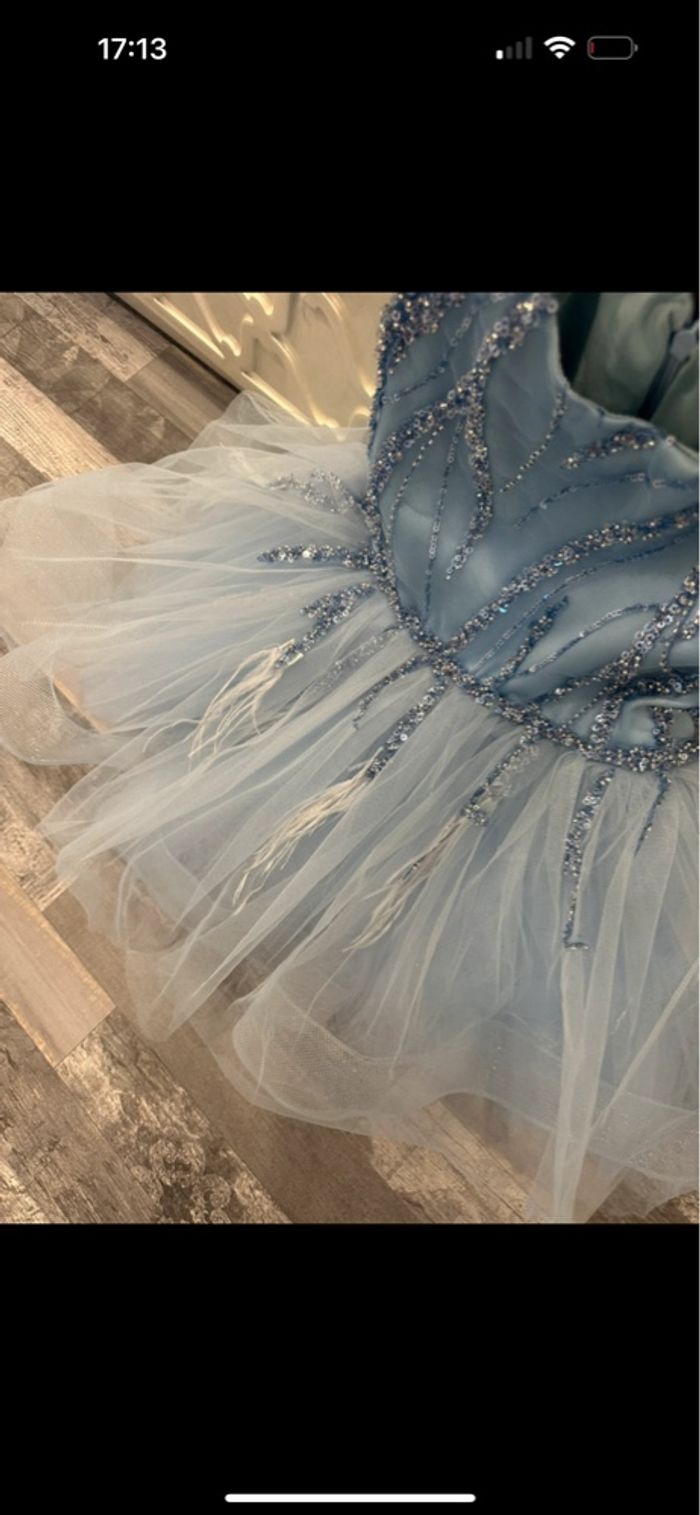 Robe - photo numéro 1