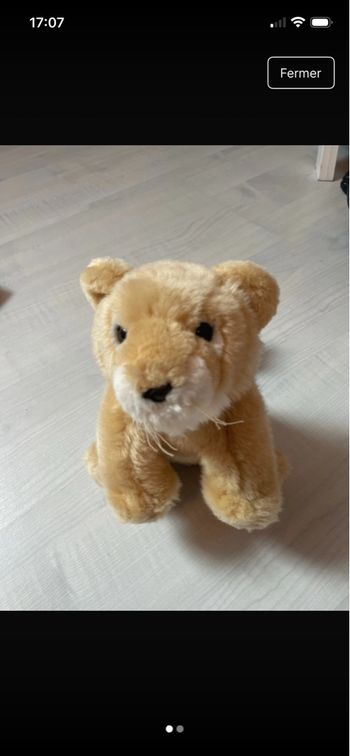 Peluche lion