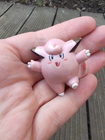 Embout de crayon figurine rondoudou