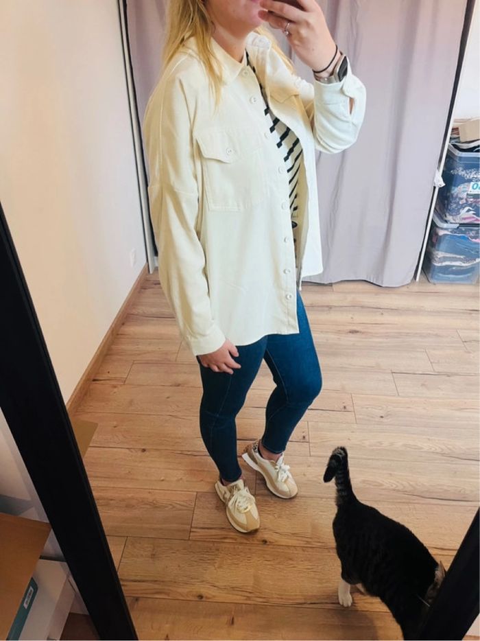 Veste chemise velours côtelé blanche oversize écru stradivarius - photo numéro 7