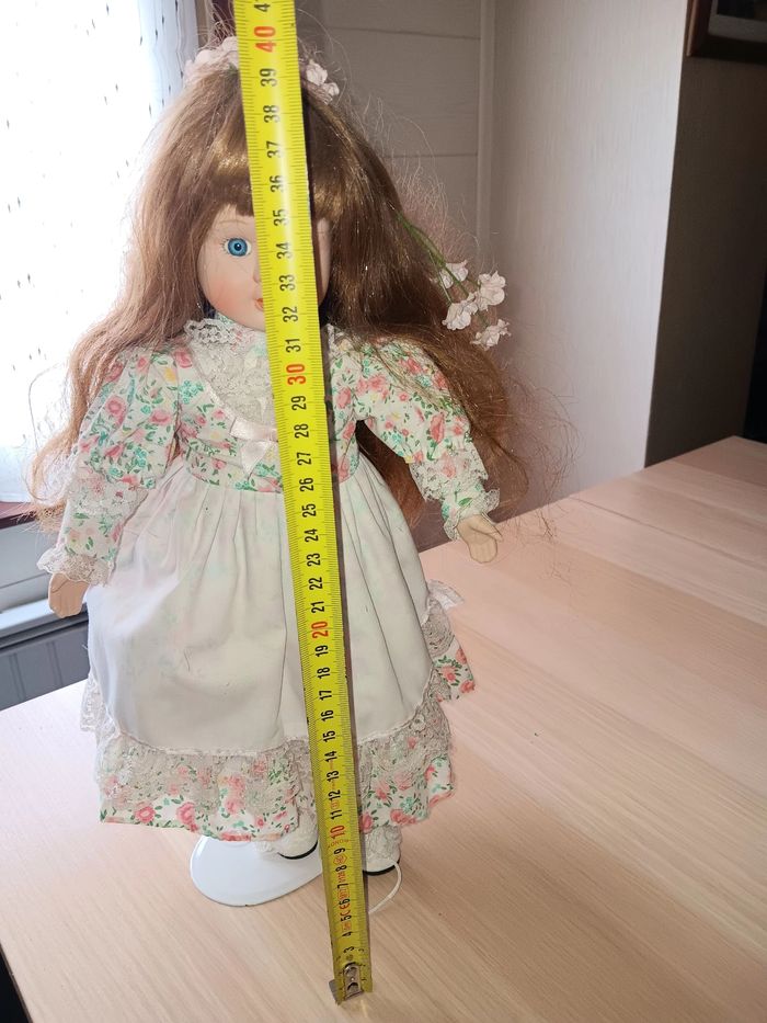 poupée porcelaine - photo numéro 5
