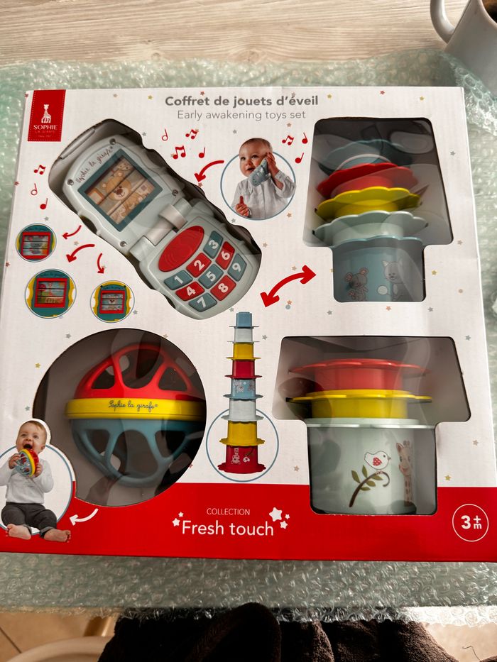 Coffret Sophie la girafe neuf