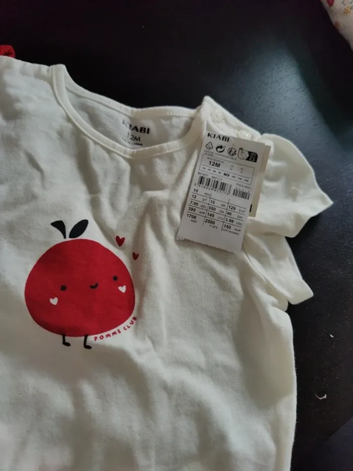 2 t-shirt et 1legging 12mois kiabi - photo numéro 2