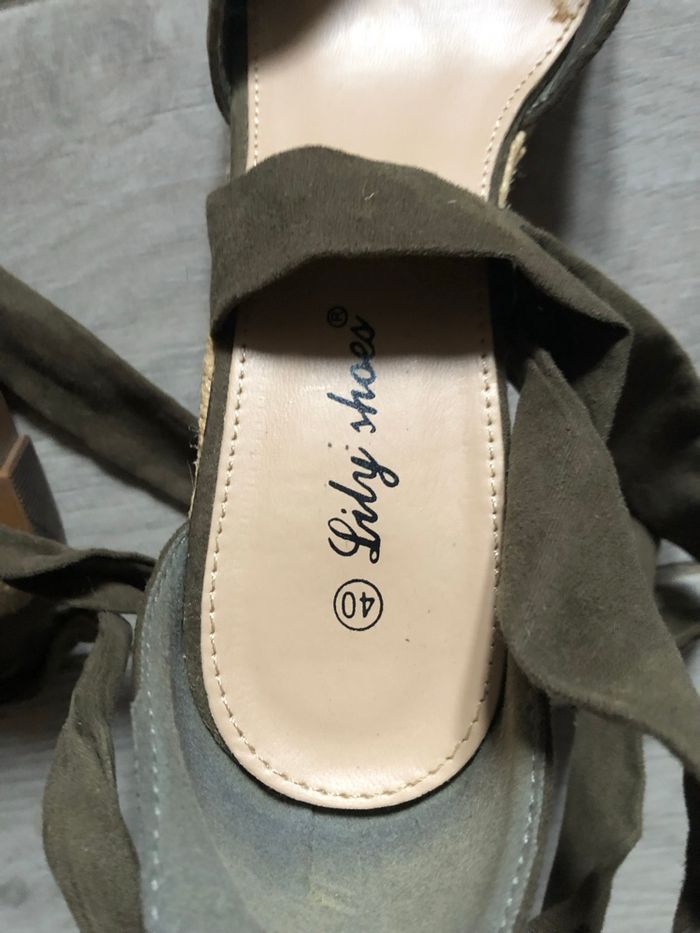 Chaussures compensées - photo numéro 3