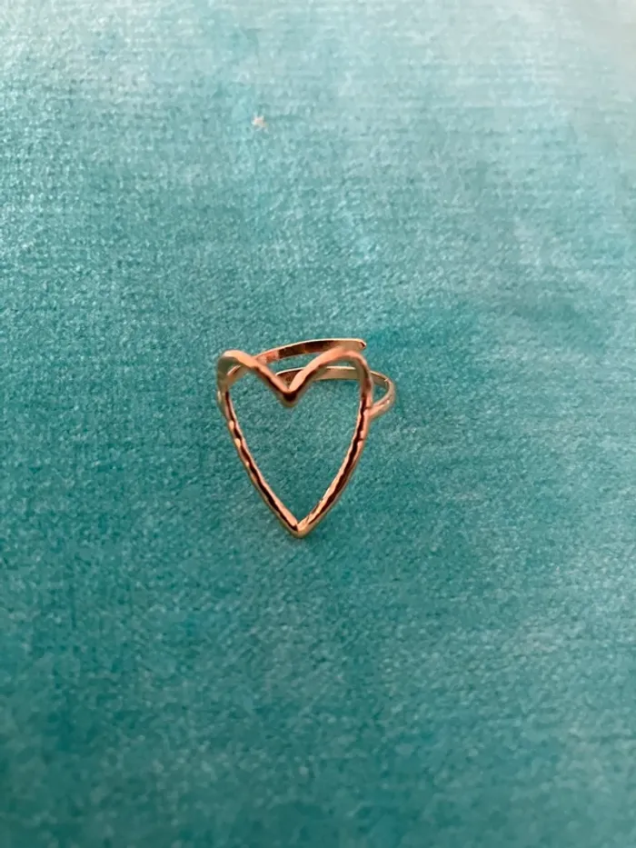 Bague cœur dorée ajustable neuf sous blister - photo numéro 2