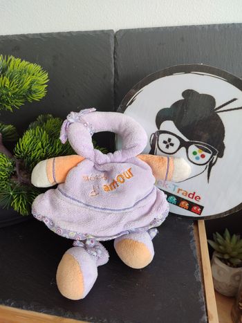 Poupée Les Bouilles de doudou Et Compagnie Violet Orange bébé d'amour  DD003293