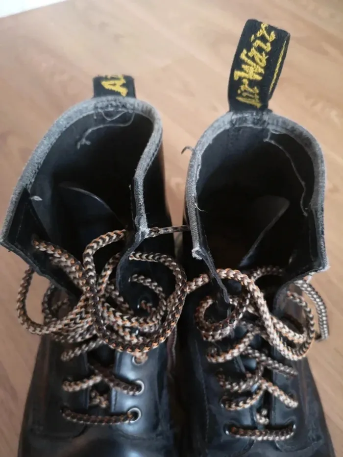 DrMartens noires taille 39 - photo numéro 7
