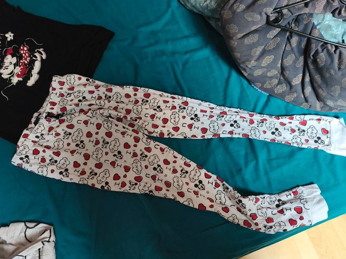 Pyjama Minnie Mouse Taille M très bon état - photo numéro 4
