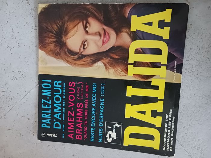 Dalida Parlez - Moi D ' Amour disque vinyl 45 T
