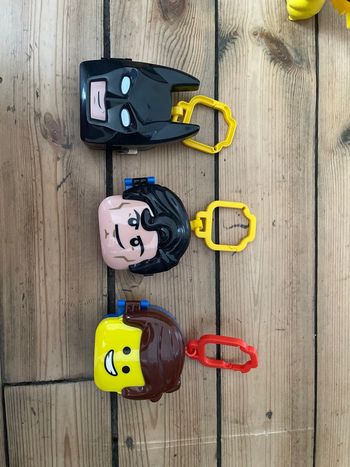 Lot de trois jouets cassé tête Lego McDo