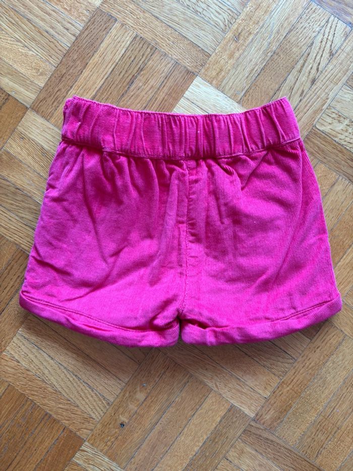 Short en velours fuschia Obaibi 18 mois neuf - photo numéro 4