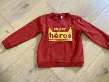 Pull super héros en 3 ans