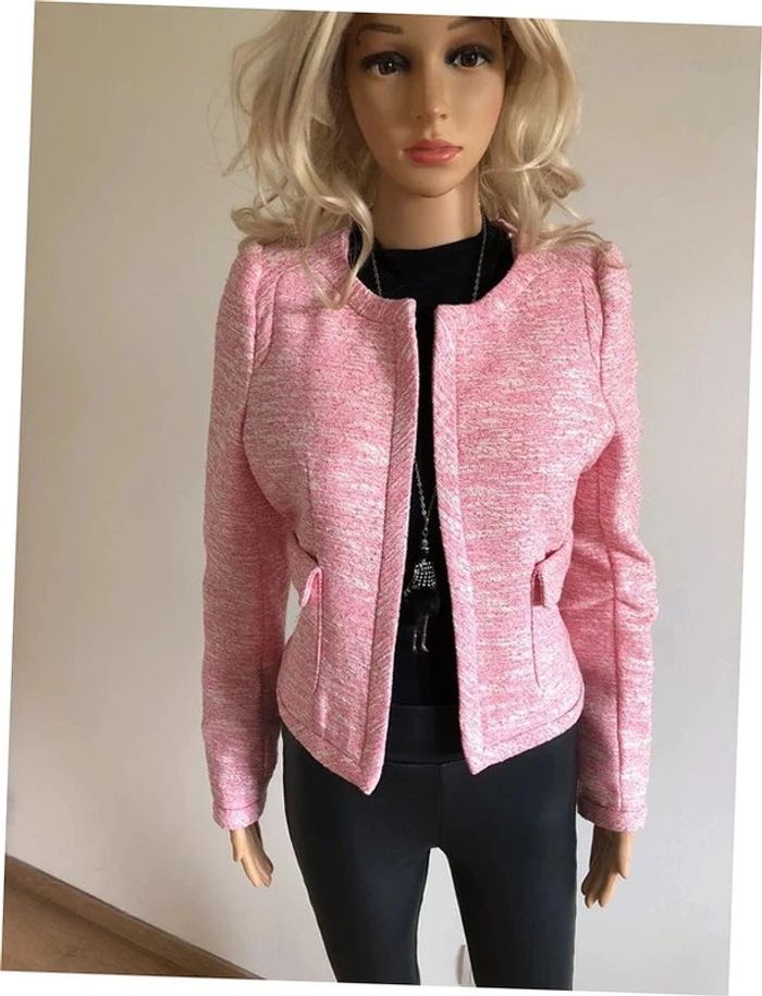 Veste de tailleur rose et blanche neuve Morgan taille 38 (valeur 79€)