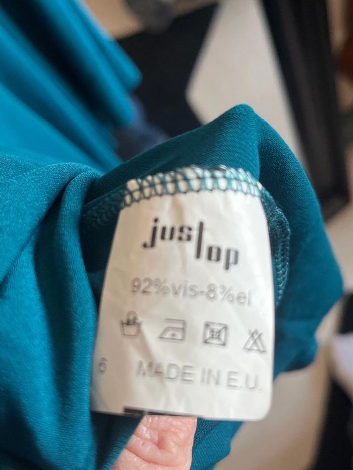 Robe dos nu - photo numéro 8