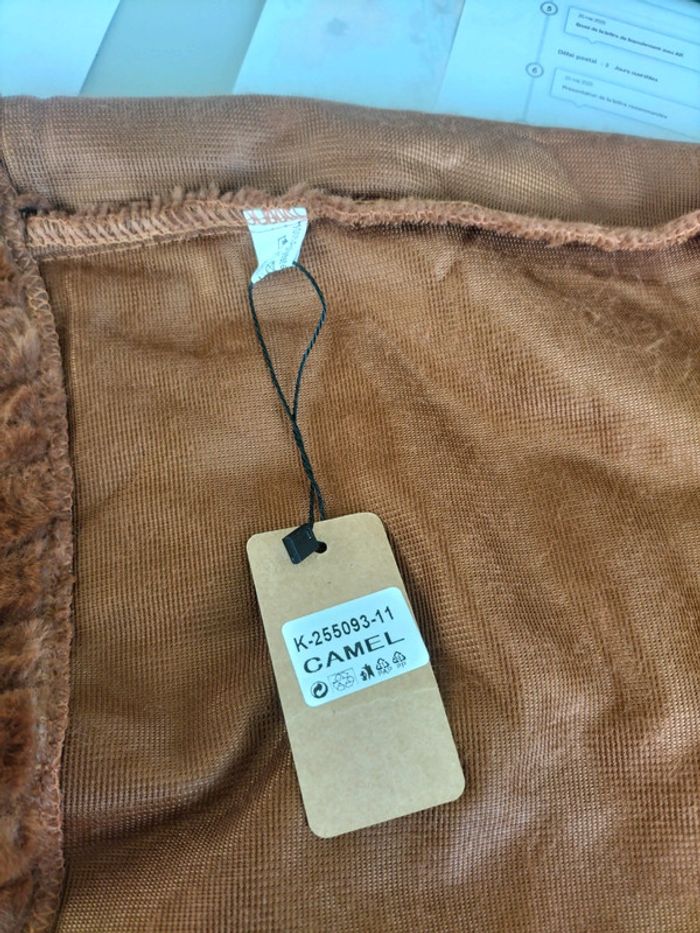 Poncho fausse fourrure Camel - photo numéro 4