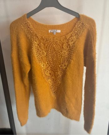 pull doux avec dentelle