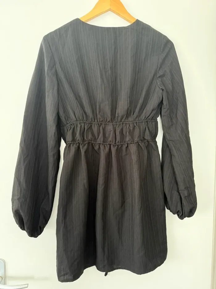 Robe col plongeant M - photo numéro 2
