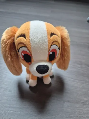 Magnifique peluche Belle (La belle et le clochard) Disney