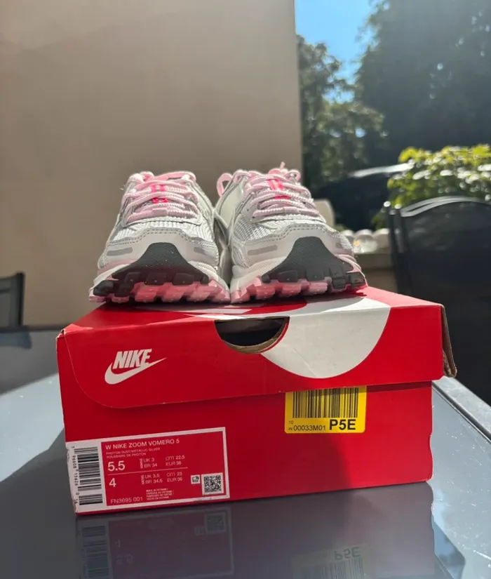 Nike Zoom Vomero 5 pink/rose - photo numéro 4
