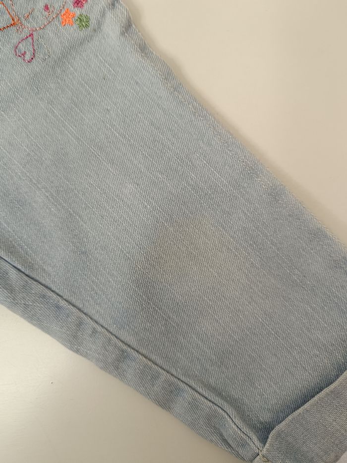 🦄 Jean bébé fille taille 9 mois 🦄 - photo numéro 2