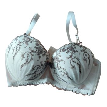 Soutien-gorge push up crème taille 90E