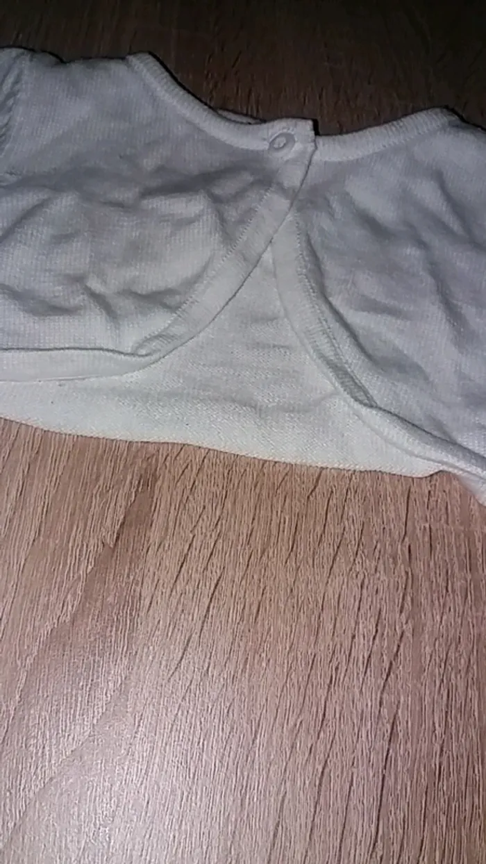 Boléro 9 mois (74cm) - photo numéro 2