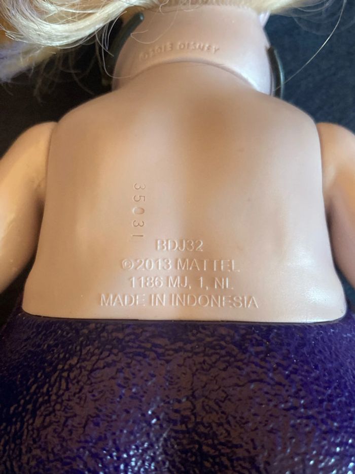 Figurine Ursula Disney 2013 - photo numéro 3