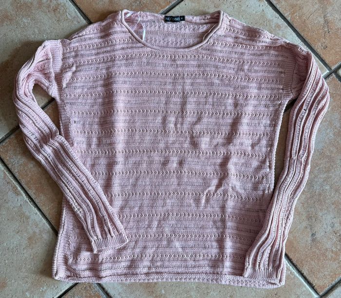 Pull ajouré vieux rose taille m in extenso