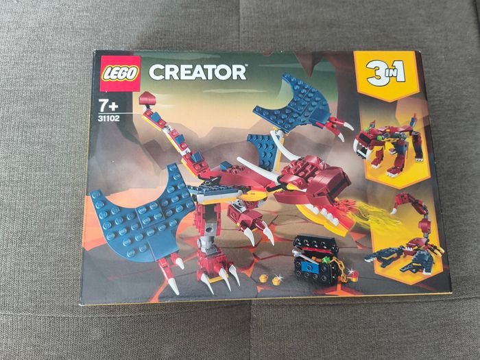 LEGO Creator 31102 : Le Dragon de feu - photo numéro 2