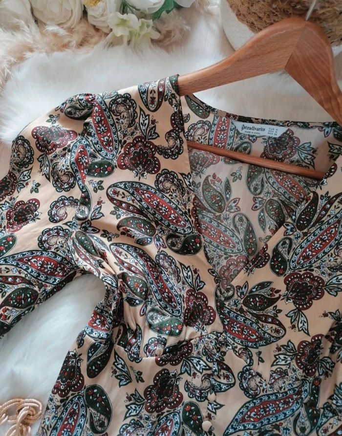 Blouse stradivarius taille M - photo numéro 2