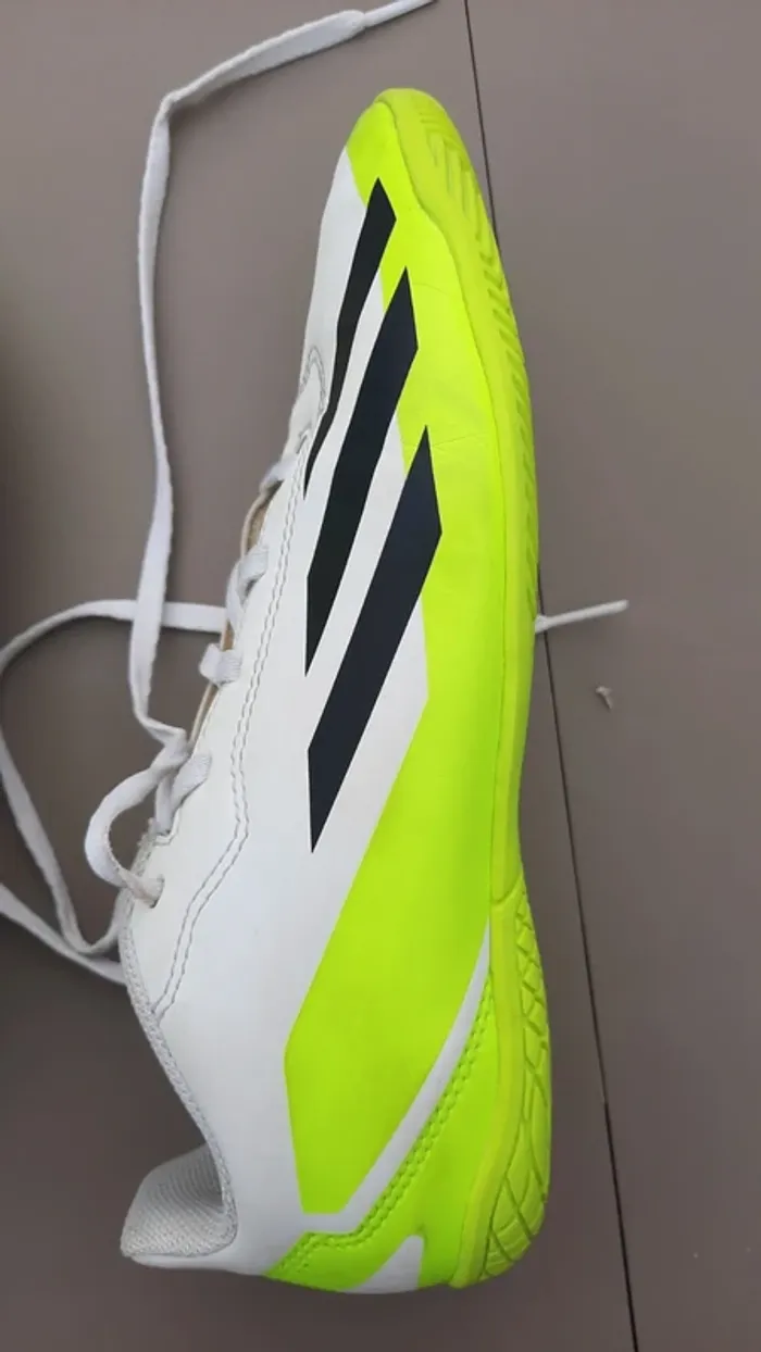 Basket Adidas blanche et jaune fluo - photo numéro 3