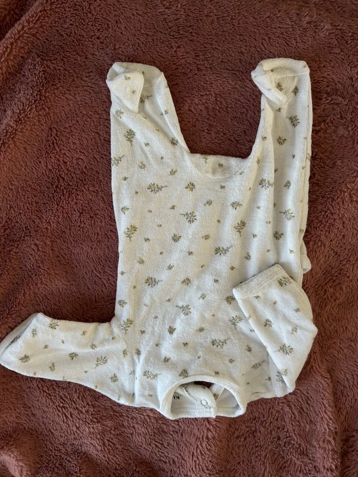 Lots de 4 pyjamas - photo numéro 4