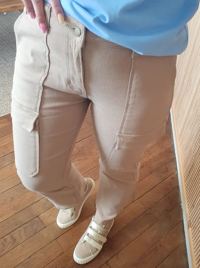 Pantalon cargo beige taupe Taille 38 - photo numéro 4