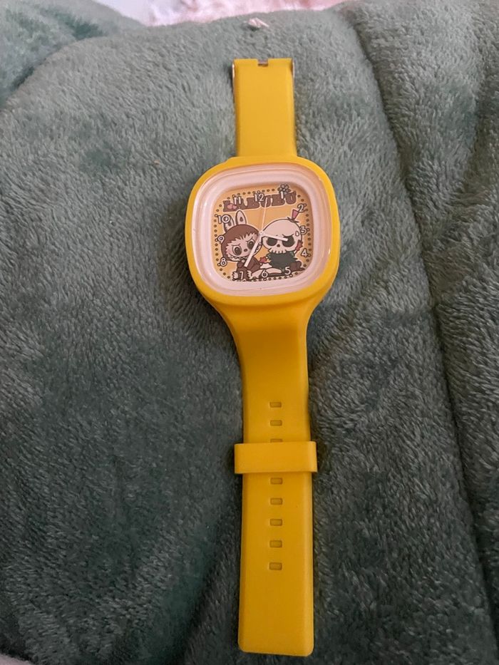 Superbe montre Labubu jaune flashy