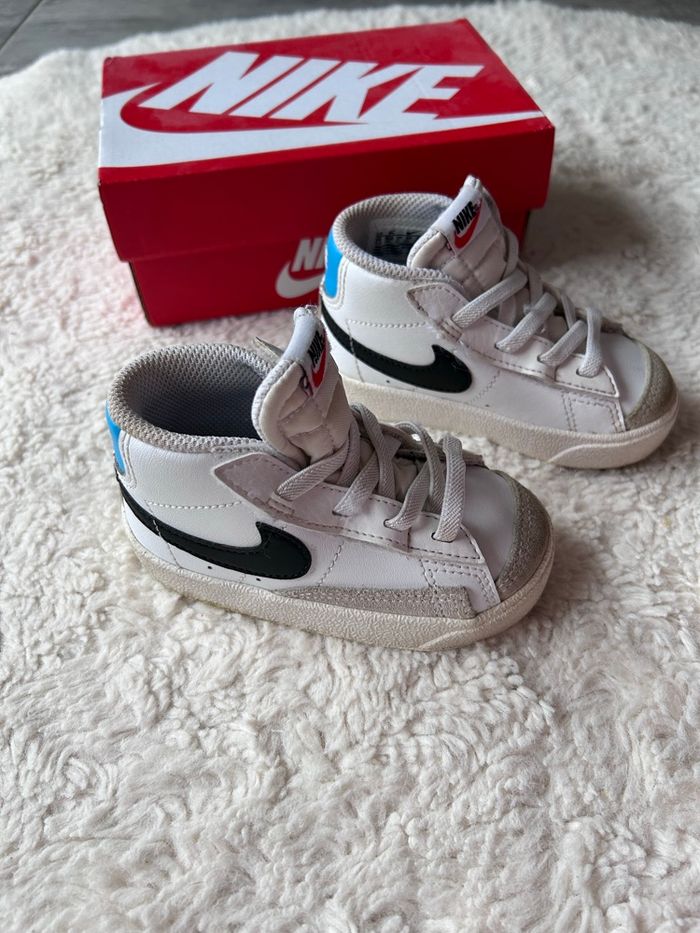 Nike blazer mid 77, taille 22 - photo numéro 4