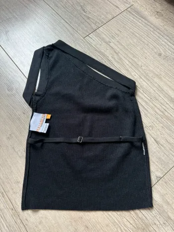 Top noir dos nu pull and bear XS neuf asymétrique
