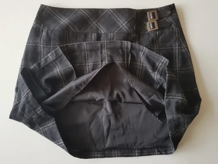 Yessica - Jupe écolière en laine et à carreaux - Neuve ! - photo numéro 3