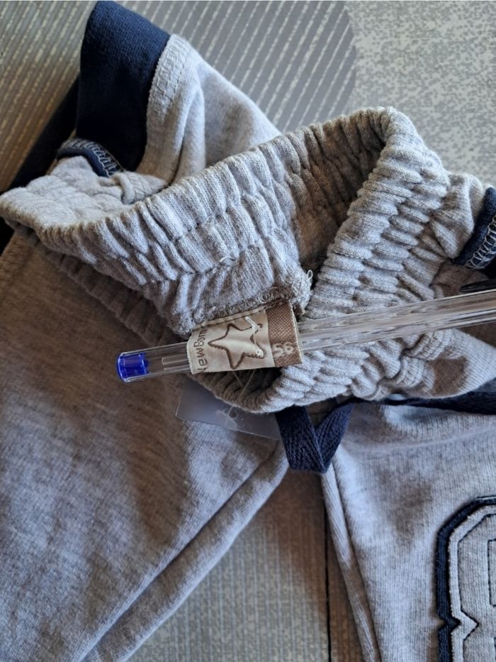 Ensemble Tee-shirt et pantalon jogging NEUFS  garçon  1 / 3 mois - photo numéro 7