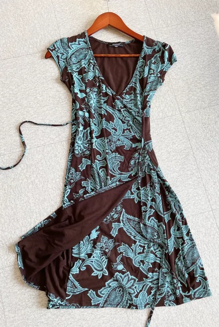 La robe turquoise-marron - photo numéro 2