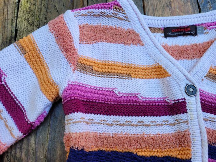 Superbe gilet tout doux Catimini, tons violet, 4 ans - photo numéro 4