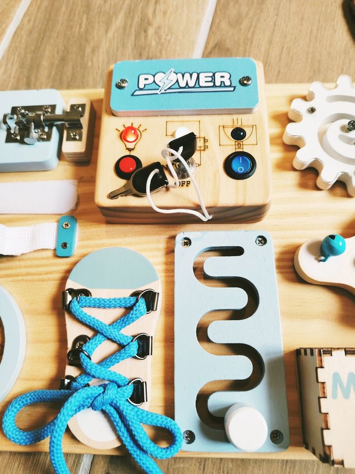 👋Planche/panneau d'éveil sensoriel  multi activités busy board en bois - photo numéro 3