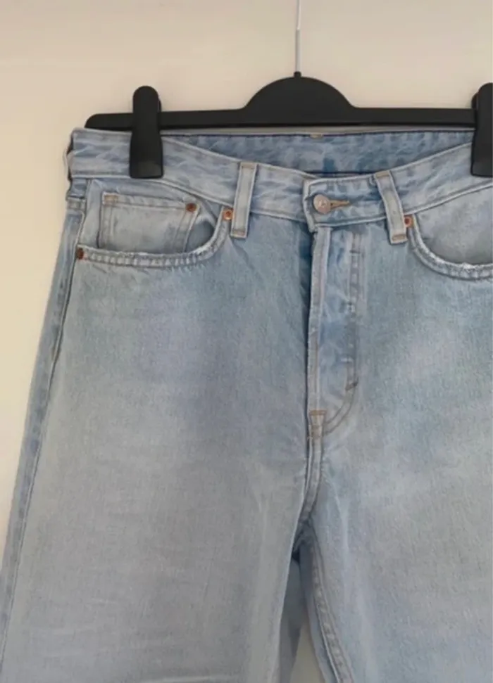 H&M, jean, bleu clair coupe vintage fit  taille US 29/FR38. - photo numéro 4